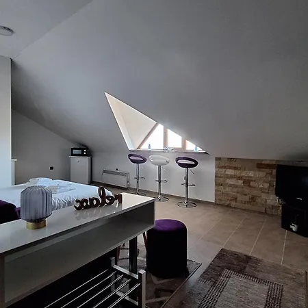 - Milmari S65 Appartamento